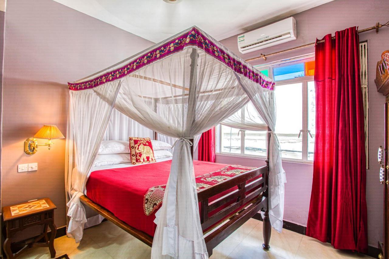 Freddie Mercury Apartments Zanzibar Buitenkant foto